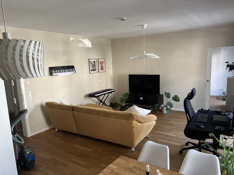 NACHMIETER GESUCHT (Vergabe bevorzugt mit Möbelübernahme (€850)): BAU 2 Räume Wohnung in Pankow — photo 1